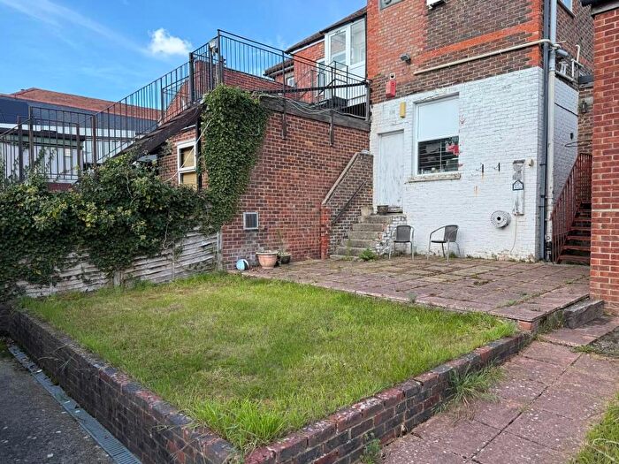 2 Bedroom Flat For Sale In Flat A, Havant Road, Drayton, Portsmouth, PO6