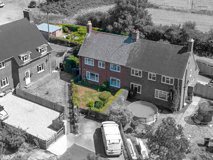 4 Bedroom Semi-Detached House For Sale In Northbrook Close, Market Lavington, Wiltshire, SN10