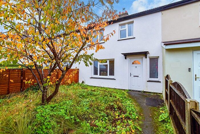 3 Bedroom Terraced House For Sale In Old Tovil Road, Maidstone, Kent, ME15