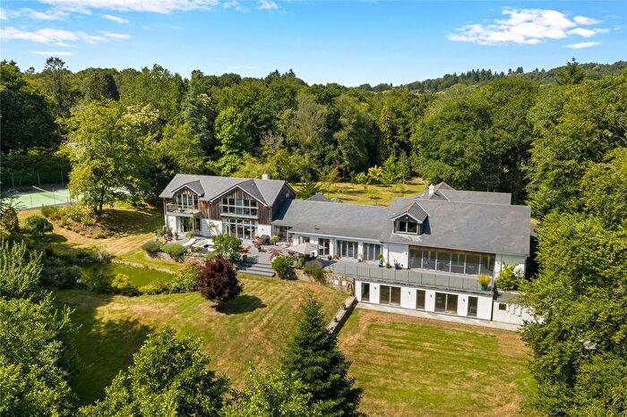 6 Bedroom Detached House For Sale In Square Drive, Haslemere, West Sussex, GU27