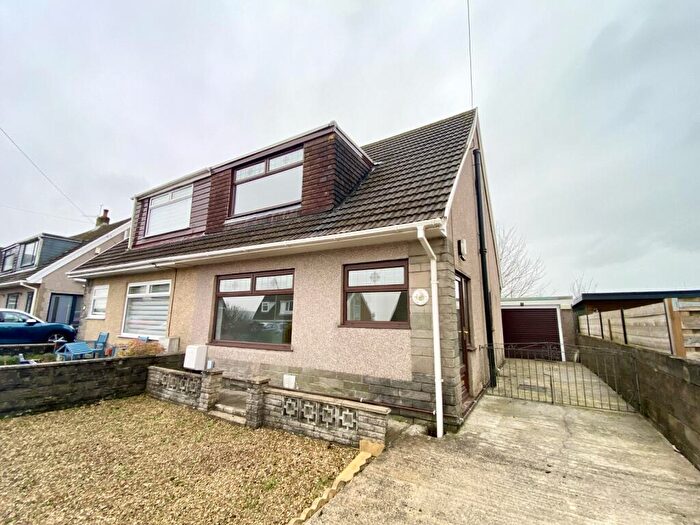 3 Bedroom Semi-Detached House For Sale In Llewellyn Park Drive, Morriston, Swansea, City And County Of Swansea., SA6