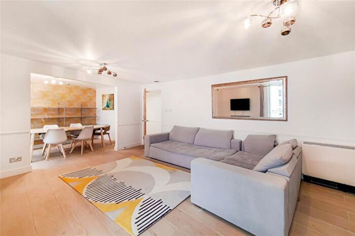 2 Bedroom Flat To Rent In Manchester Road, Cubitt Town, E14