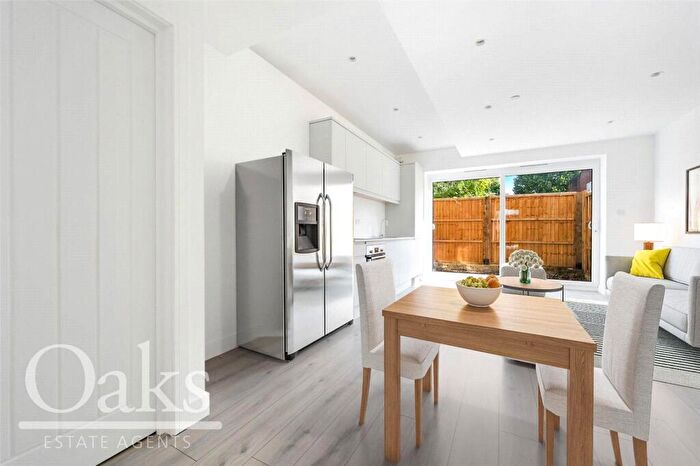 3 Bedroom Maisonette To Rent In Portland Road, South Norwood, SE25