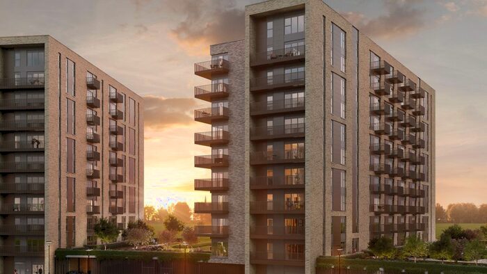 2 Bedroom Flat For Sale In Longwater Avenue, Reading, RG2