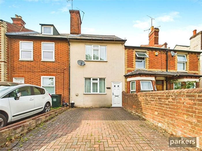 3 Bedroom Terraced House For Sale In Crescent Road, Reading, Berkshire, RG1