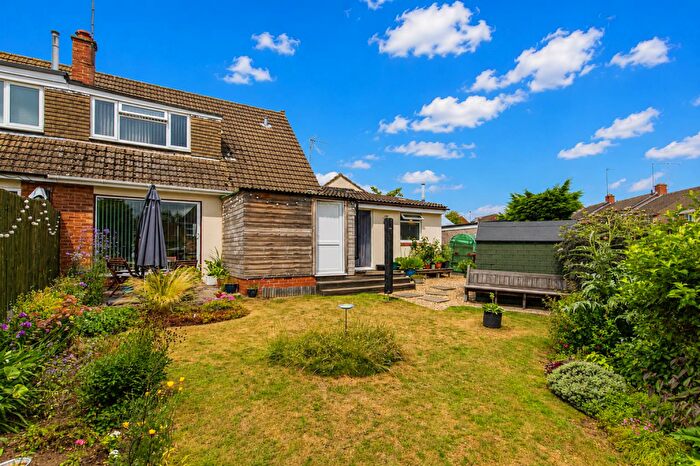 4 Bedroom House For Sale In Crocket Close, Northampton, NN2