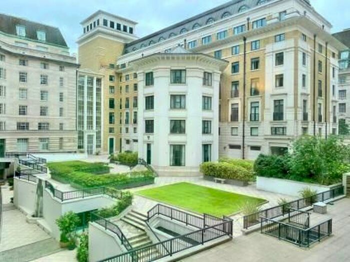 2 Bedroom Flat To Rent In West Block, Forum Magnum Square, County Hall, Westminster, Waterloo, London, SE1