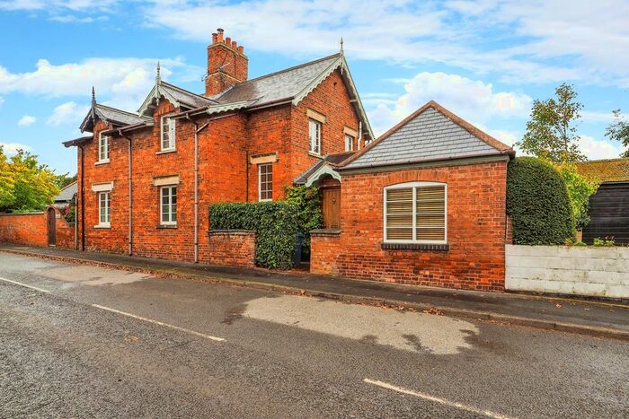 3 Bedroom Semi-Detached House For Sale In Main Street, Granby, Nottingham, Nottinghamshire, NG13