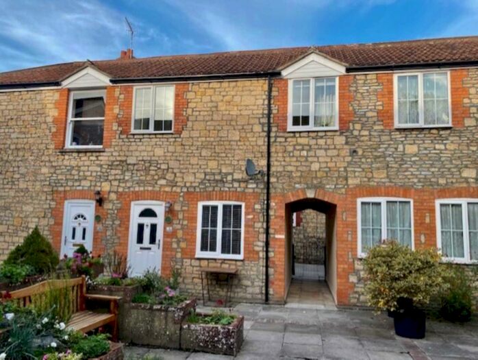 2 Bedroom Terraced House To Rent In Vineys Yard, Bruton, BA10