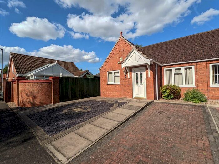 2 Bedroom Bungalow To Rent In Oxby Close, Heckington, Sleaford, NG34