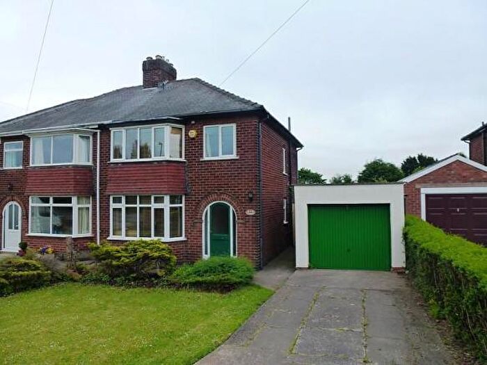3 Bedroom Semi-Detached House To Rent In Papplewick Lane, Hucknall, NG15