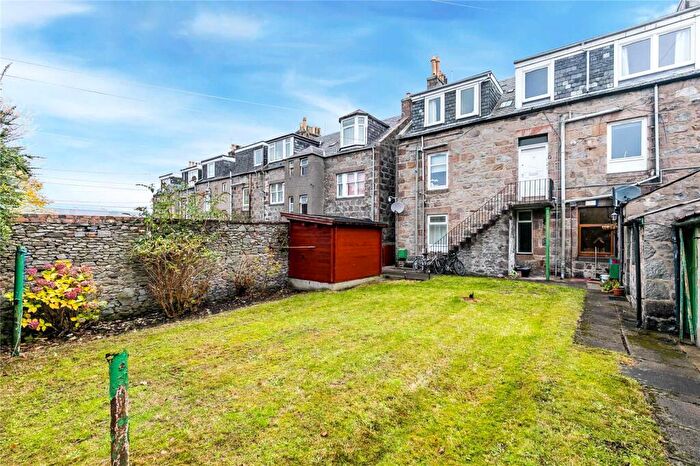 1 Bedroom Flat To Rent In Lamond Place, Aberdeen, AB25