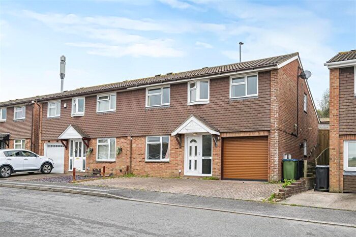 3 Bedroom Semi-Detached House For Sale In Valley Dene, Newhaven, BN9