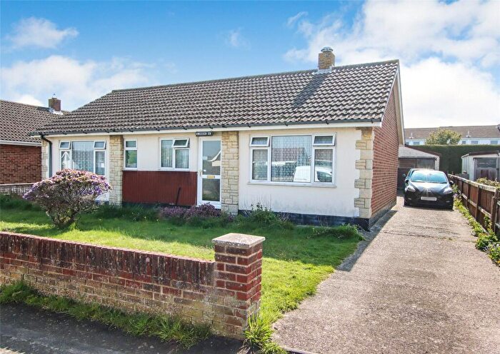 2 Bedroom Bungalow For Sale In Highfield Road, Lymington, Hampshire, SO41