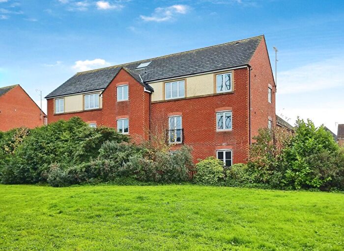 2 Bedroom Flat To Rent In Brookfield, West Allotment, Newcastle Upon Tyne, Tyne And Wear, NE27