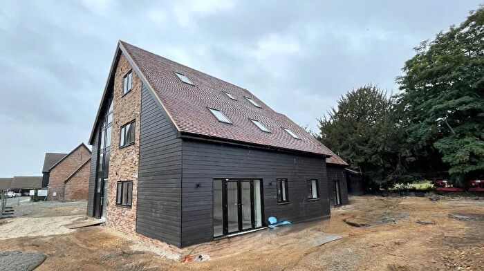 2 Bedroom Apartment To Rent In Stanford Road, Stanford-Le-Hope, Essex, SS17