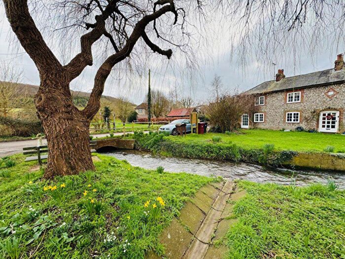 2 Bedroom Cottage To Rent In Post Office Cottages, Walderton, PO18