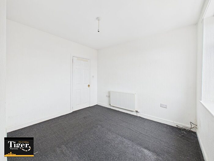 3 Bedroom End Terrace House For Sale In St. Anthonys Place, Blackpool, FY1