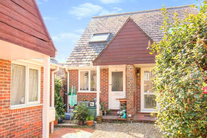 1 Bedroom Semi-Detached House To Rent In Royal Mews, Princes Street, Dorchester, Dorset, DT1