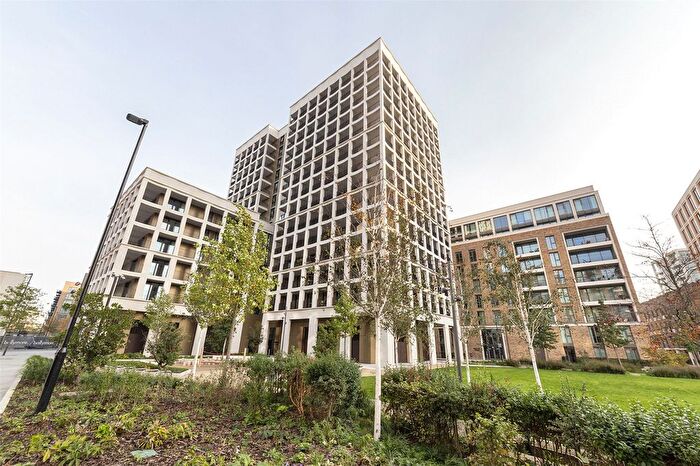 1 Bedroom Flat To Rent In Schooner Road, London, E16