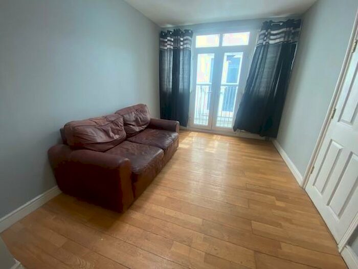 1 Bedroom Flat To Rent In Station Road, Blackpool, FY4