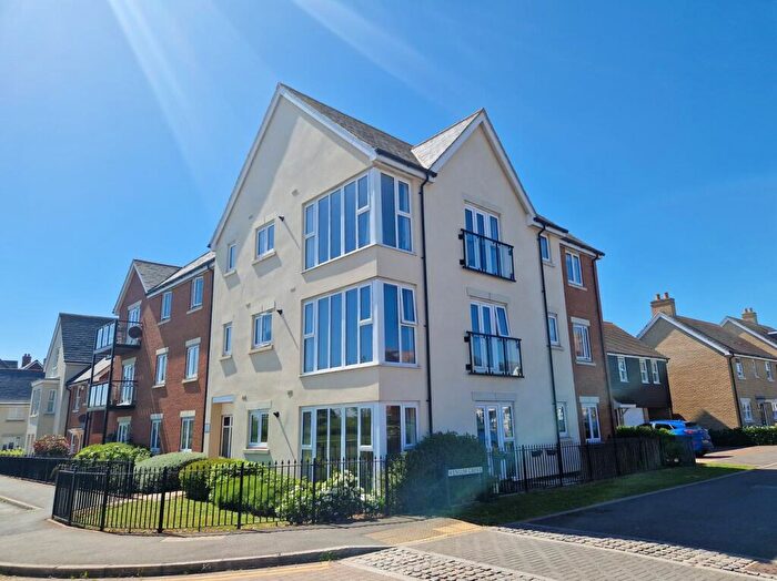 2 Bedroom Apartment For Sale In Venus Avenue, Biggleswade, SG18