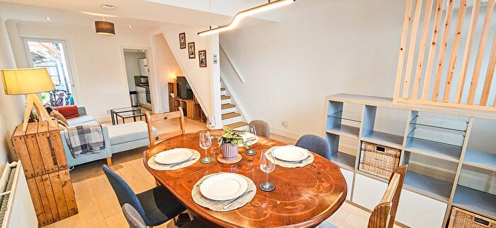 3 Bedroom Terraced House For Sale In Canning Town, London, London, E16