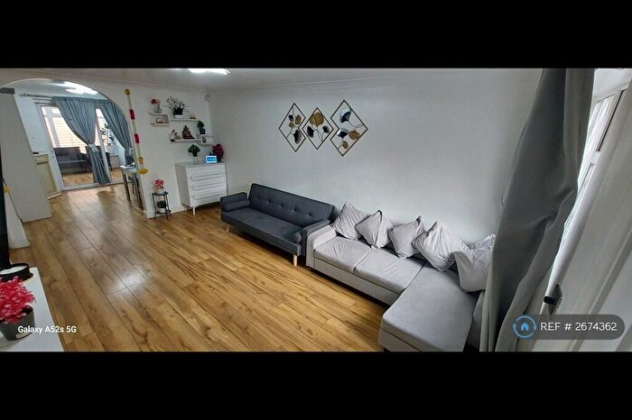 3 Bedroom Terraced House To Rent In Alfriston Road, Coventry, CV3