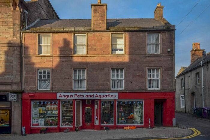 1 Bedroom Flat To Rent In East High Street, Forfar, Angus, DD8