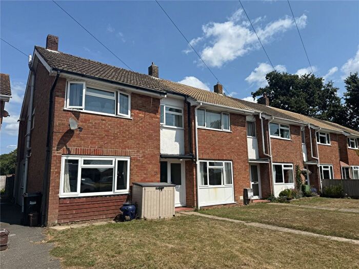 3 Bedroom Detached House For Sale In Sheldrake Gardens, Hordle, Hampshire, SO41