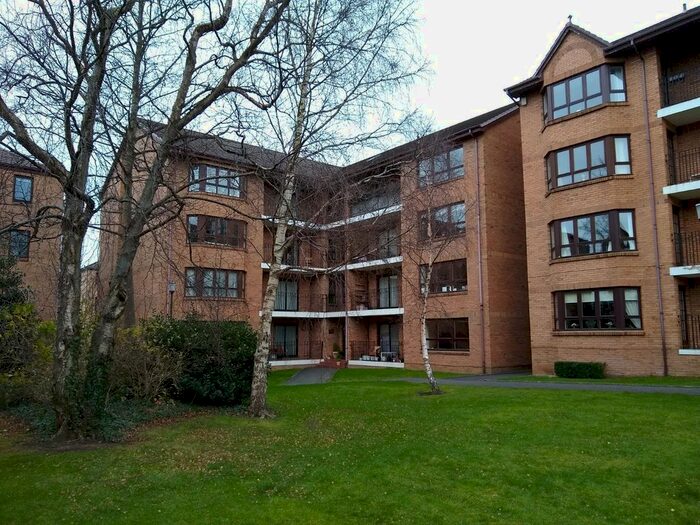 3 Bedroom Flat To Rent In Craigend Park, Edinburgh, EH16