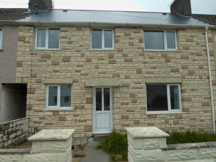 4 Bedroom Terraced House To Rent In Pendre, Bridgend, Bridgend County., CF31