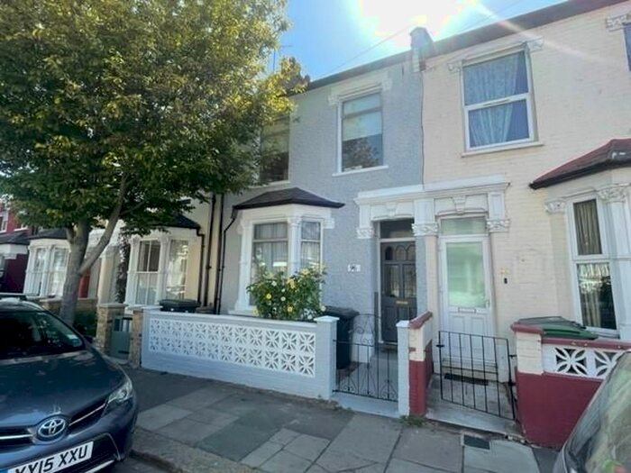 3 Bedroom Terraced House To Rent In Ranelagh Road, London, N17