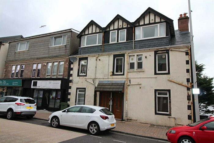 1 Bedroom Flat To Rent In Kempock Street, Gourock, PA19