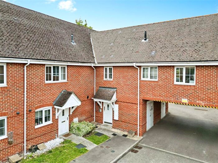 2 Bedroom Apartment To Rent In Alexandra Close, College Town, Sandhurst, Berkshire, GU47