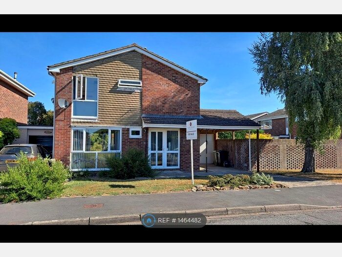 3 Bedroom Detached House To Rent In Wayland Road, Grove, Wantage, OX12