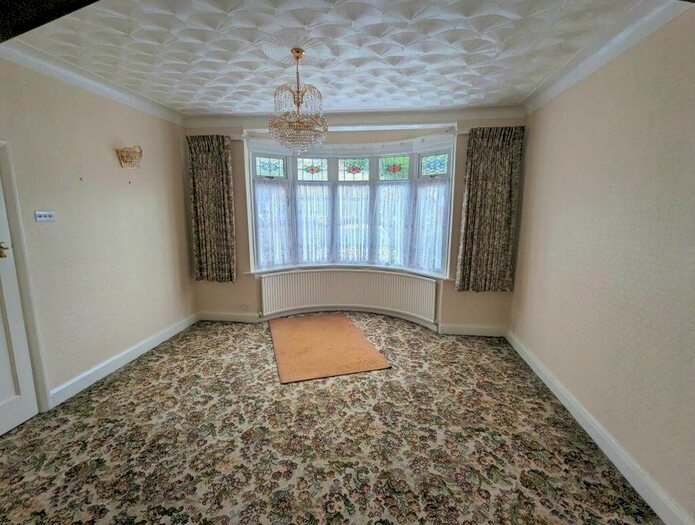 4 Bedroom House To Rent In Devonshire Road, Newbury Park, IG2