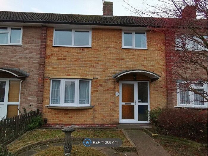 3 Bedroom Terraced House To Rent In Paddock Road, Basingstoke, RG22