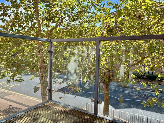 2 Bedroom Apartment To Rent In Horizon Building, Southsea, PO4