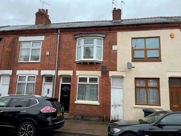 3 Bedroom Terraced House To Rent In Raymond Road, Leicester, LE3