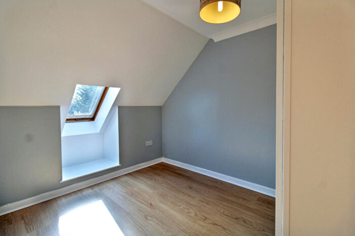 1 Bedroom Apartment For Sale In Aragon House, Yeovil Road, Farnborough, GU14