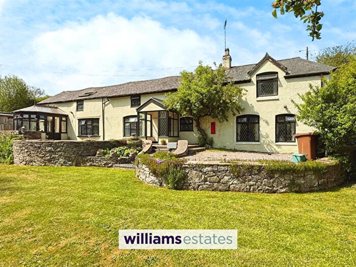 4 Bedroom Detached House For Sale In Pen-Y-Felin, Nannerch, CH7