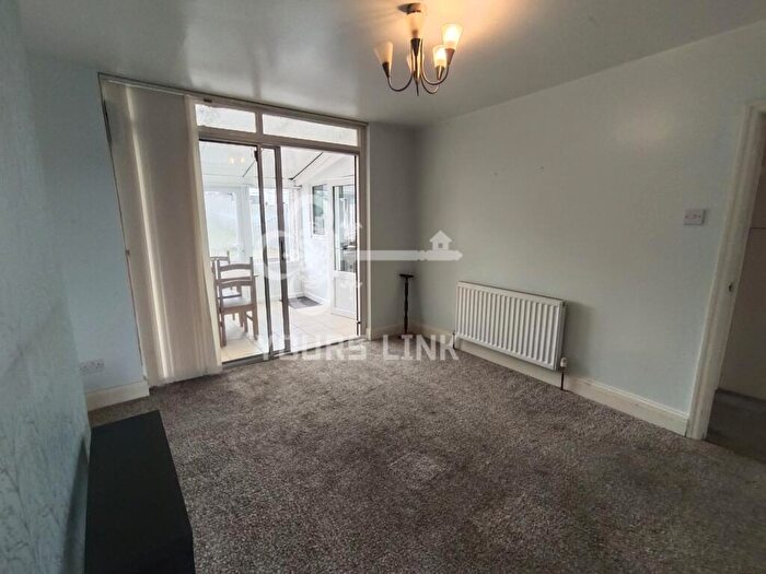 3 Bedroom House To Rent In Station Road, Bristol, BS34