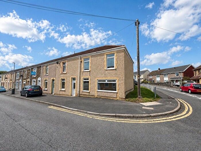 4 Bedroom End Of Terrace House For Sale In Pentre Treharne Road, Landore, Swansea, City And County Of Swansea., SA1