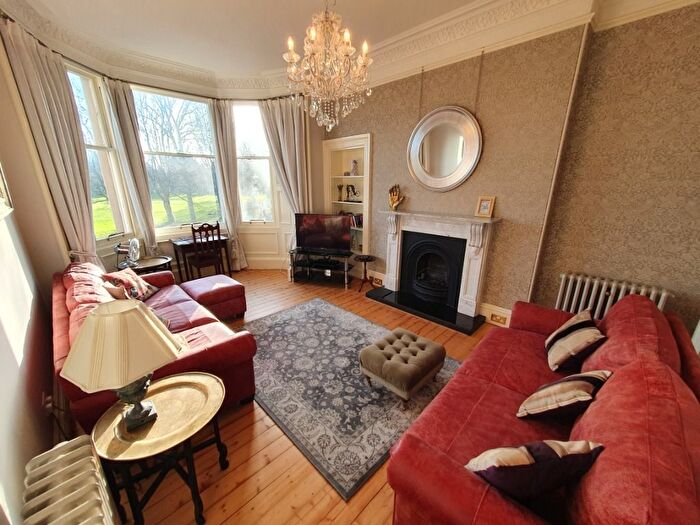 2 Bedroom Flat To Rent In Bruntsfield Place, Bruntsfield, Edinburgh, EH10