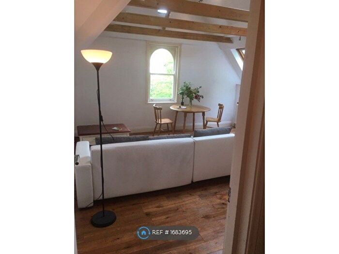 2 Bedroom Flat To Rent In Wickham Road, London, SE4