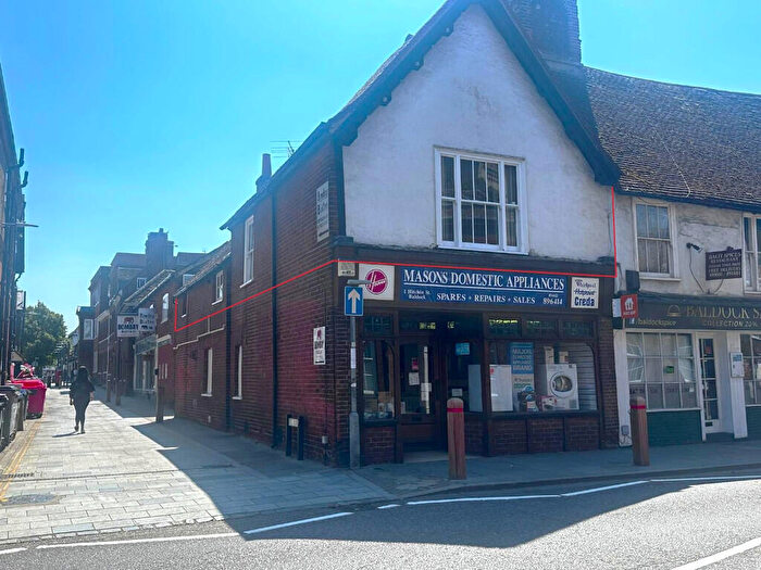 1 Bedroom Flat For Sale In Flat Hitchin Street, Baldock, Hertfordshire, SG7