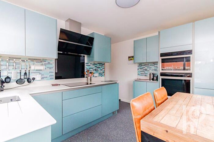 2 Bedroom Detached Bungalow For Sale In The Broadway, Minster On Sea, ME12