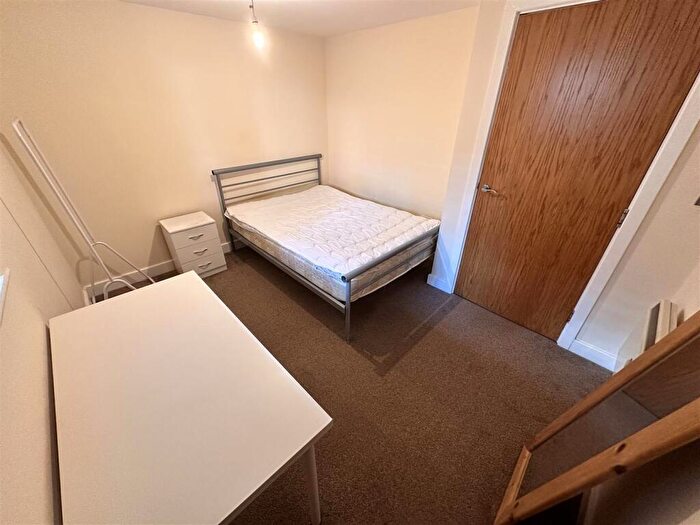 2 Bedroom Apartment To Rent In Collier Street, Manchester, M3