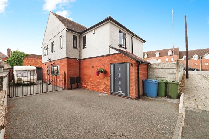 4 Bedroom Detached House For Sale In Grange Avenue, Mansfield, NG18